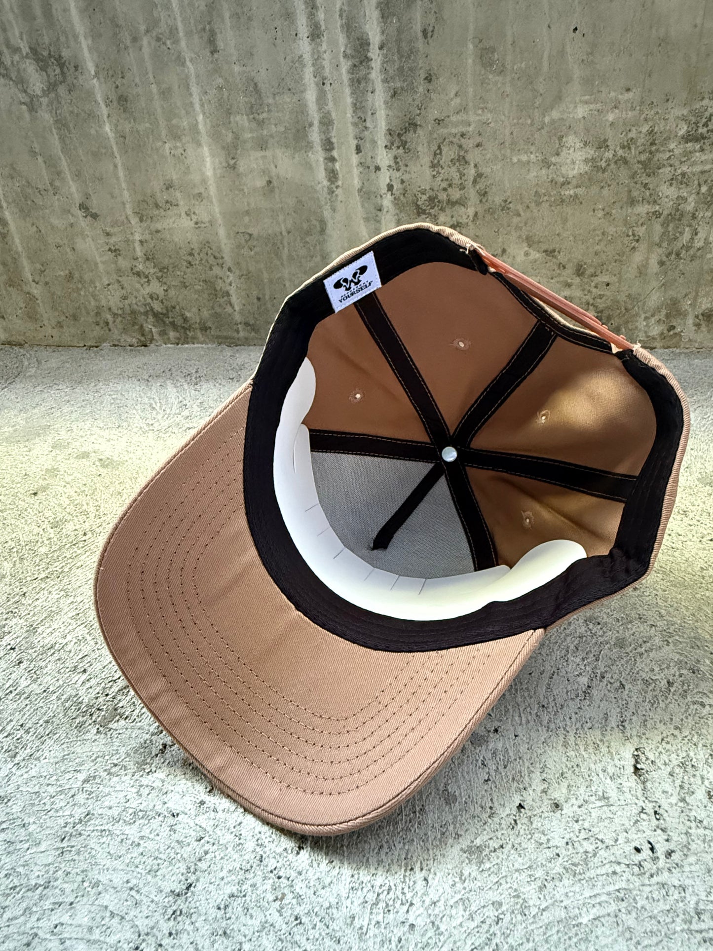 Script Hat – Brown